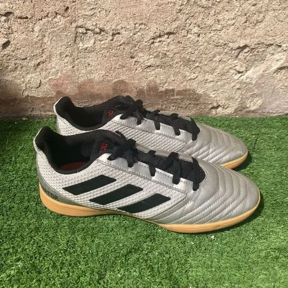 adidas gazelle silver green womens Adidas Men's Predator Accuracy.4 Indoor Sala Boots